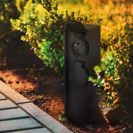 Columna de enchufe exterior 2Z 230V IP44