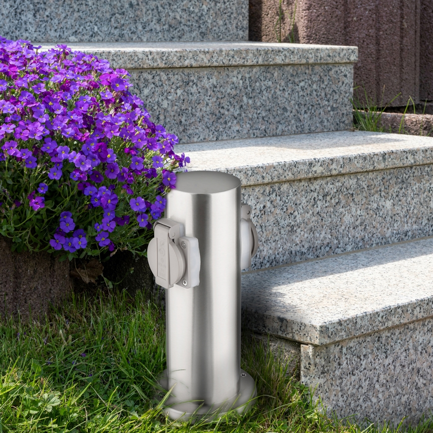 Columna de enchufe de exterior 2Z 230V IP44 cromo mate redonda