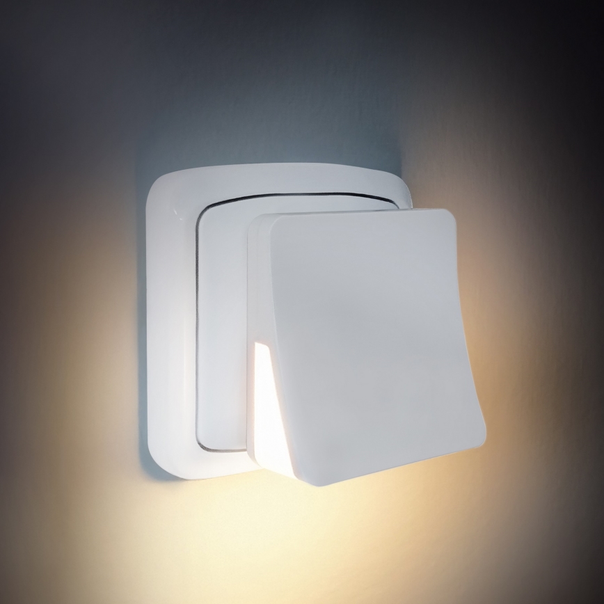 Lámpara LED de orientación con sensor crepuscular con enchufe LED/0,5W/230V 3000K