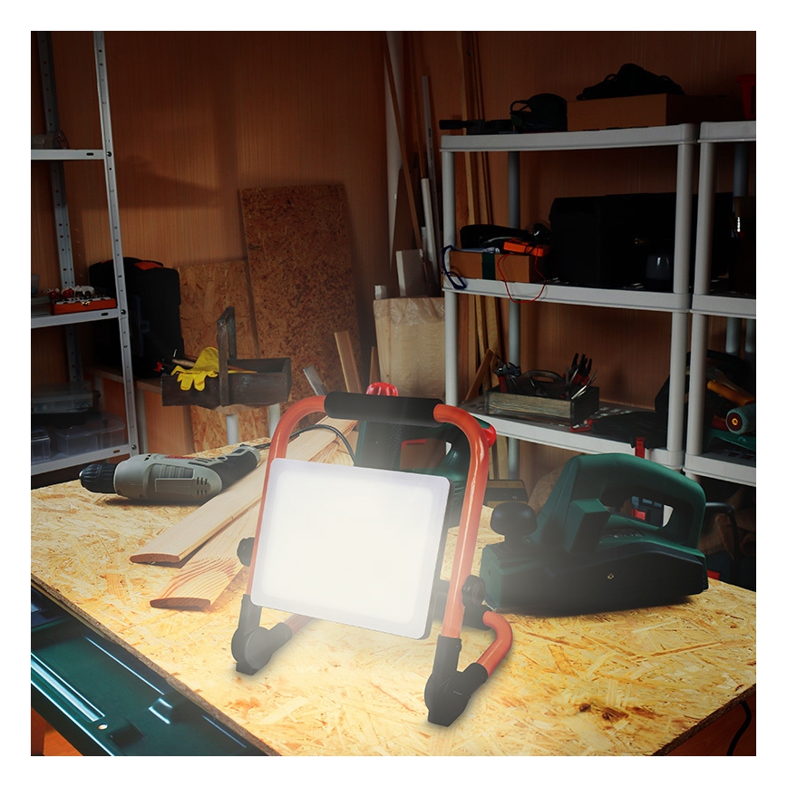 Reflector LED con soporte LED/100W/230V 4000K IP65
