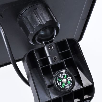 Foco solar LED con sensor de movimiento LED/11W/3,7V 4400mAh 3000K/4000K/6500K IP54