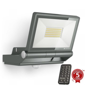 Steinel 069551 - Reflector LED con sensor XLED PRO ONE Plus S LED/33,8W/230V IP44 3000K antracita + control remoto