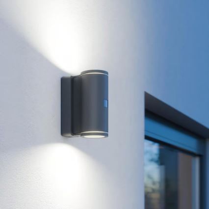 Steinel 087739 - Aplique LED para exterior con sensor 2xGU10/14,5 W/230 V L 940SC IP44