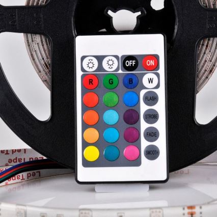 Tira LED RGB regulable 5m LED/18W/12V IP20 + CR