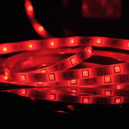 Tira LED RGB regulable para exteriores 5m LED/14W/12V IP65 + CR