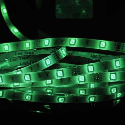 Tira LED RGB regulable para exteriores 5m LED/14W/12V IP65 + CR
