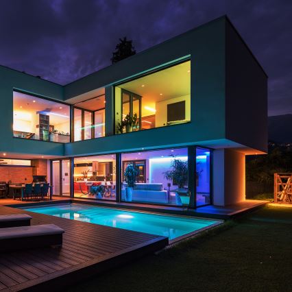 Tira LED RGBW regulable para baño LED/7,5W/12V IP65 3m Wi-Fi Tuya