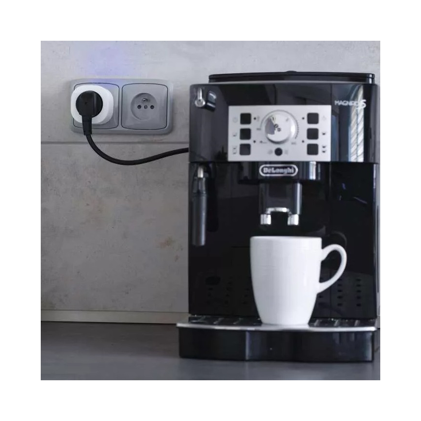 Toma inteligente GoSmart 3680W/230V/16A Wi-Fi Tuya