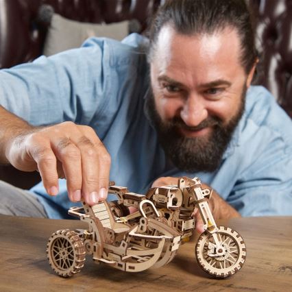 Ugears - Puzzle mecánico 3D de madera motocicleta Scrambler con remolque