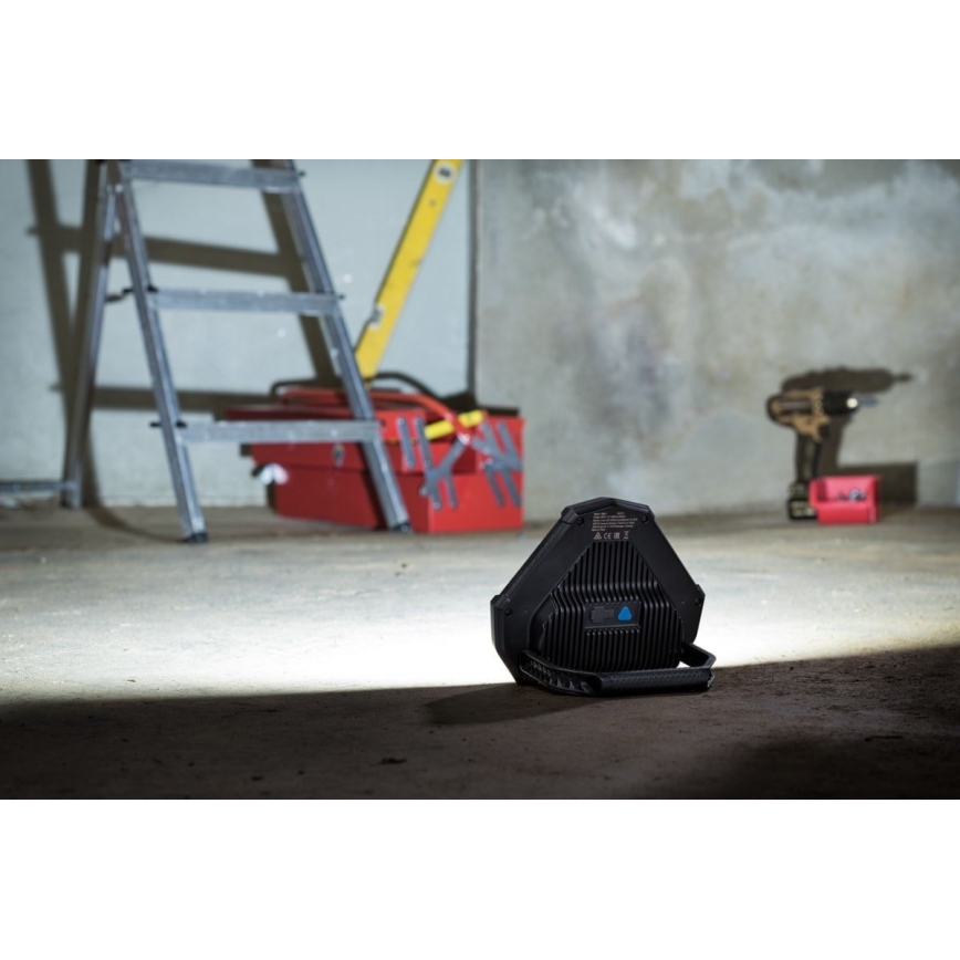 Varta 18647101401 - Linterna LED portátil WORK FLEX LED/12W/5V 5200mAh IP54