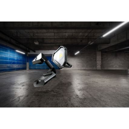Varta 18647101401 - Linterna LED portátil WORK FLEX LED/12W/5V 5200mAh IP54