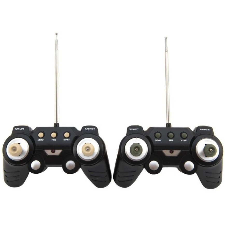 Vehículos RC radiocontrolados — coches y tanques — 2x AA — camuflaje