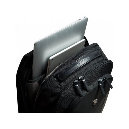 Victorinox - Mochila para portátil 15" Compact 15 l negro