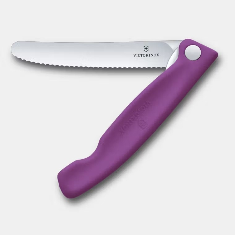 Victorinox - Navaja plegable SWISS CLASSIC 11 cm violeta