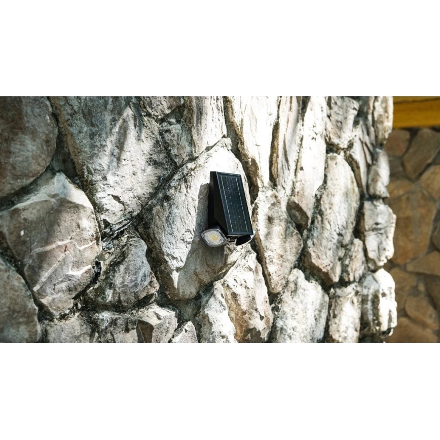 Viking - Aplique solar de pared regulable con sensor LED/1,3W/3,7V IP44 4000K 2000 mAh