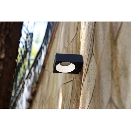 Viking - Aplique solar LED regulable para pared con sensor LED/2W/3,7V IP65 4000K 2000 mAh