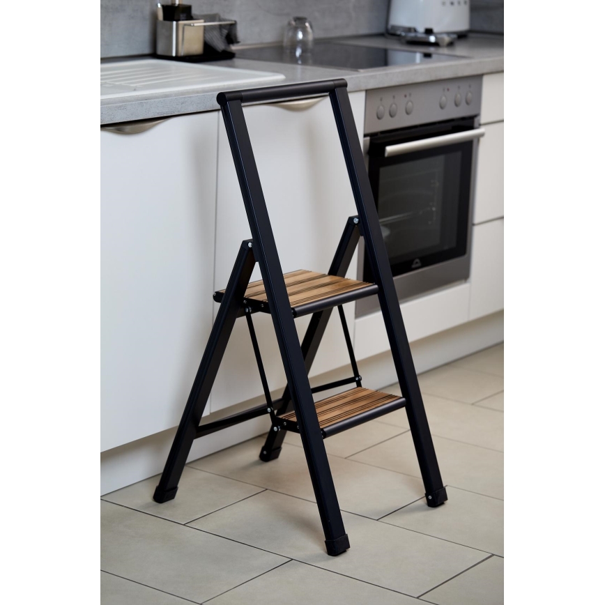 WENKO 50482100 - Escalera ALU-DESIGN 44x101 cm negra