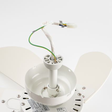 ZEVENTI - Ventilador de techo FAMARA 1xE14/60W/230V blanco